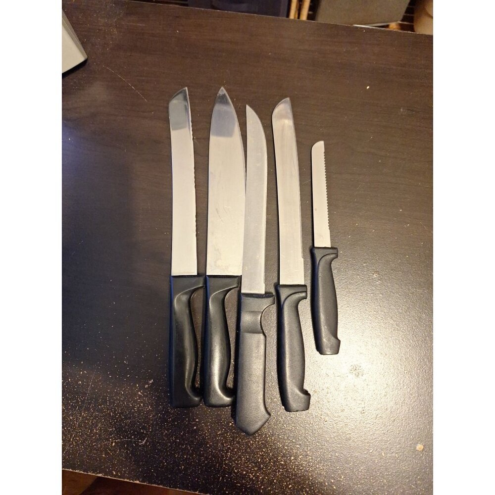 Set of 5 Assorted Dinner Knives Mixed Styles Stainless Steel Flatware Lot